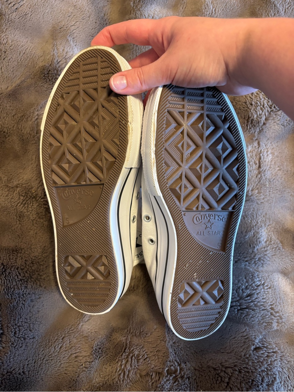 ☀️ Converse ☀️ high top sneakers - Picture 4 of 9